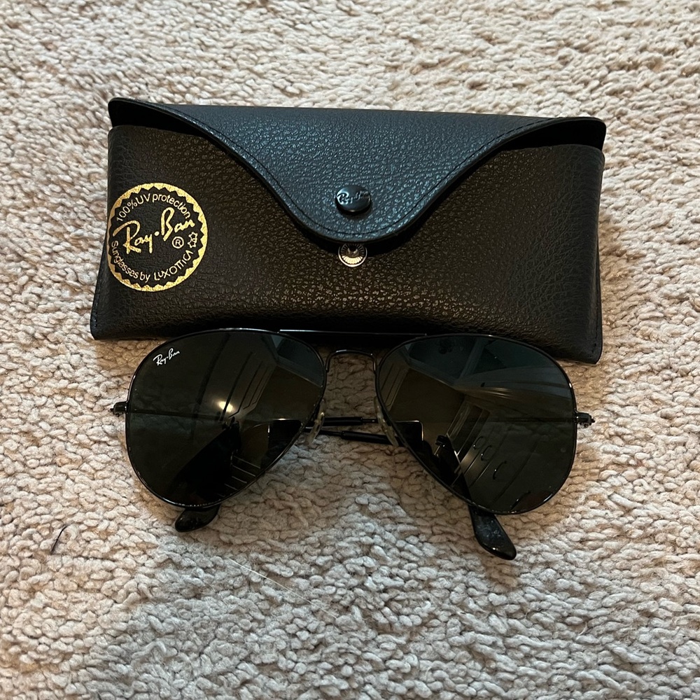 Ray Ban Black Aviator Green Lens